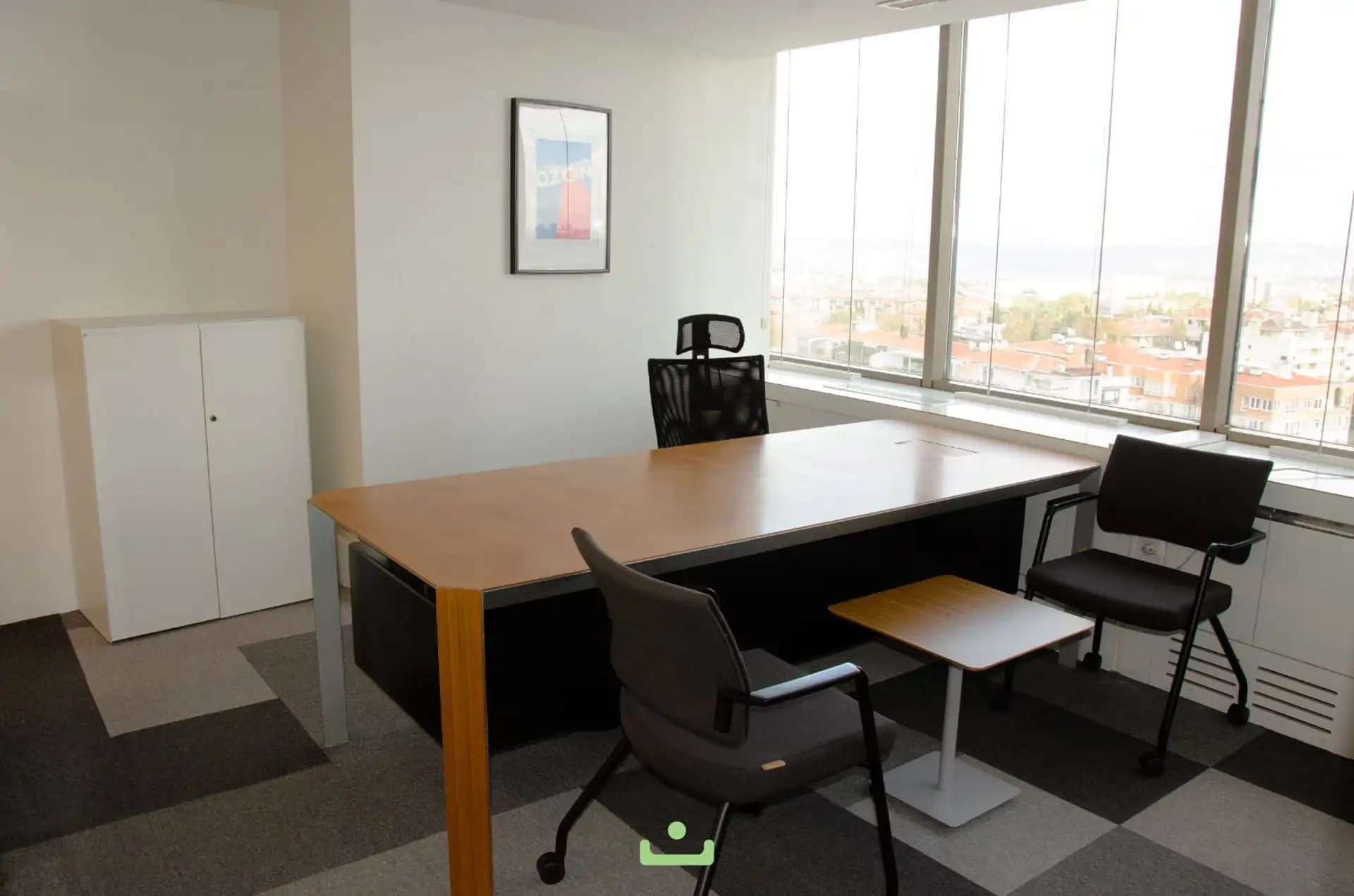 Etiler Akmerkezde 500m2 Dekorasyonlu Kiralık Ofis