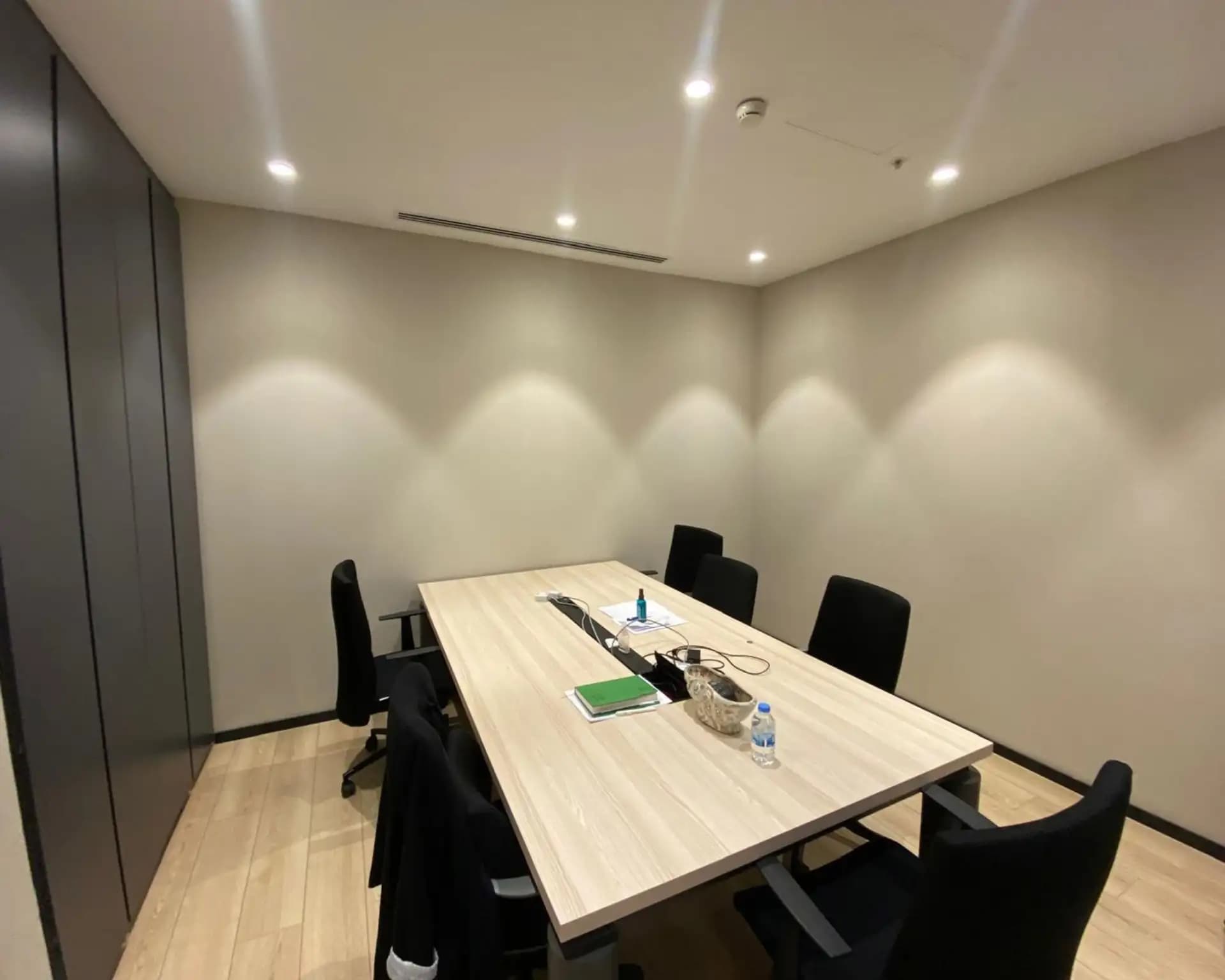 Süzer Plaza Ritz Carlton 1377m2 Dekorasyonlu Kiralık Ofis