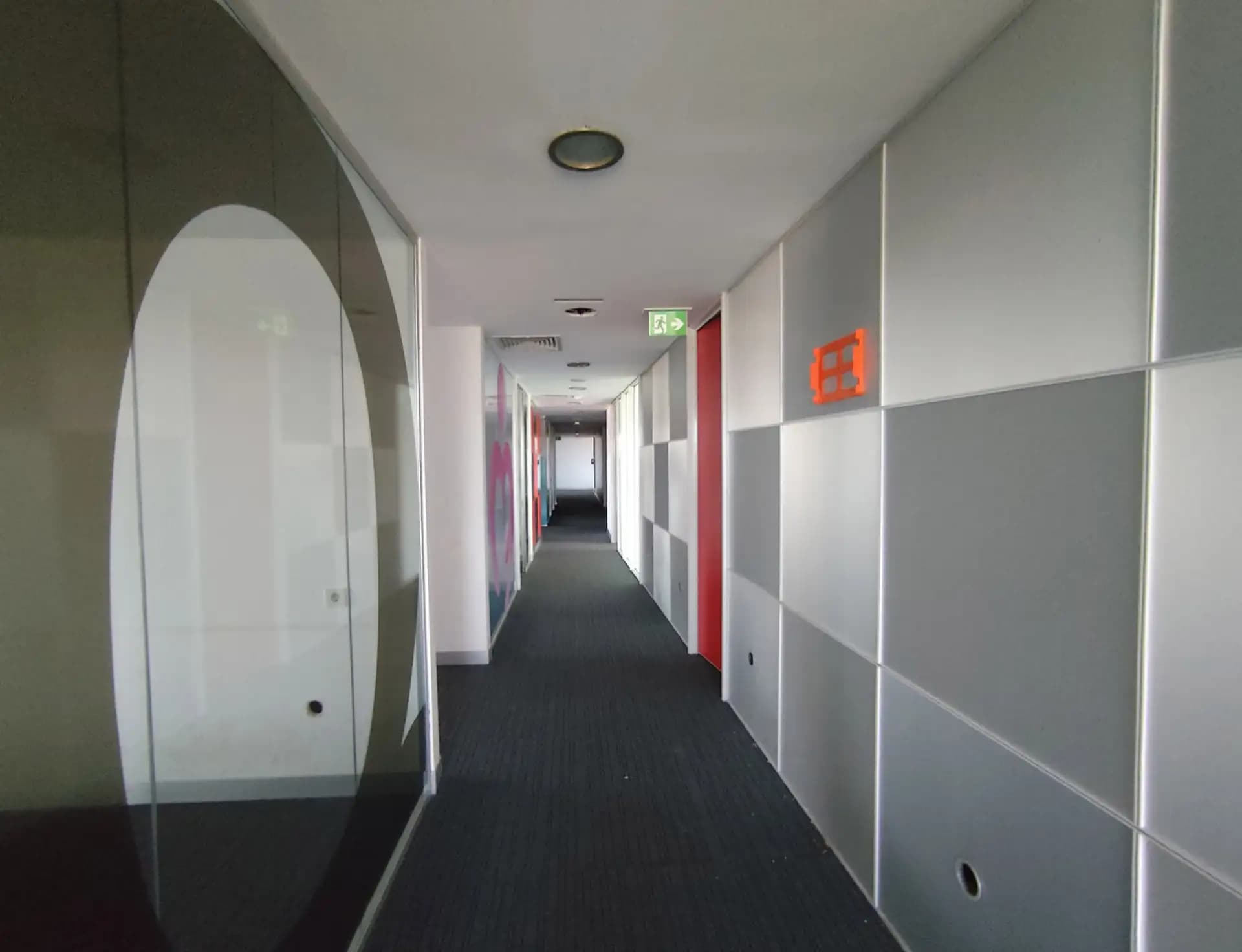 Maslak Nurol Plazada Dekorasyonlu 1420m2 Kiralık Ofis